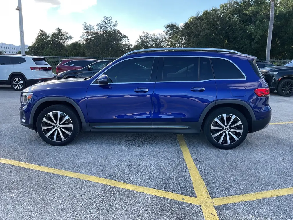 2022 MERCEDES-BENZ GLB GLB 250 photo 2