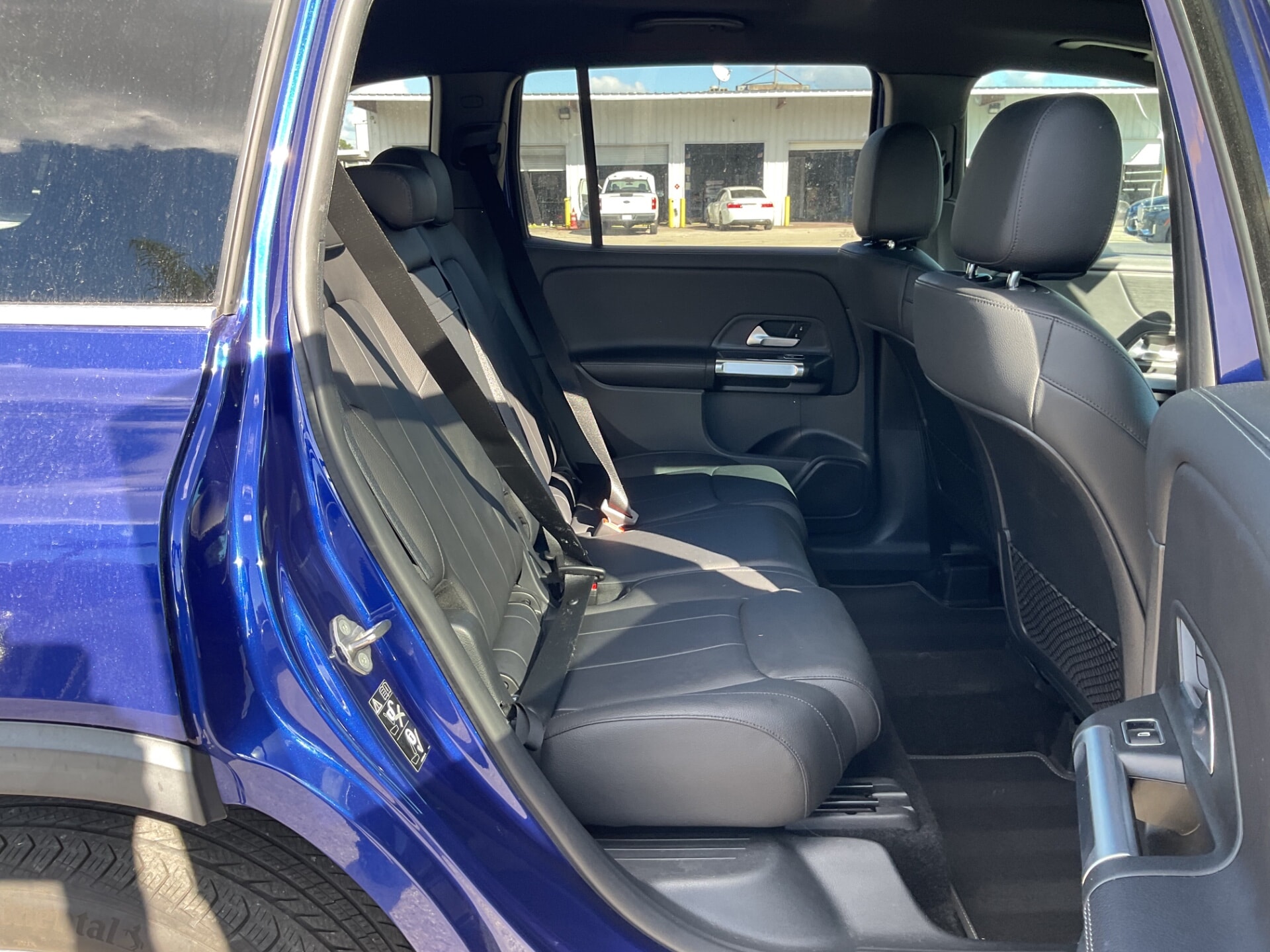 2022 MERCEDES-BENZ GLB GLB 250 photo 16
