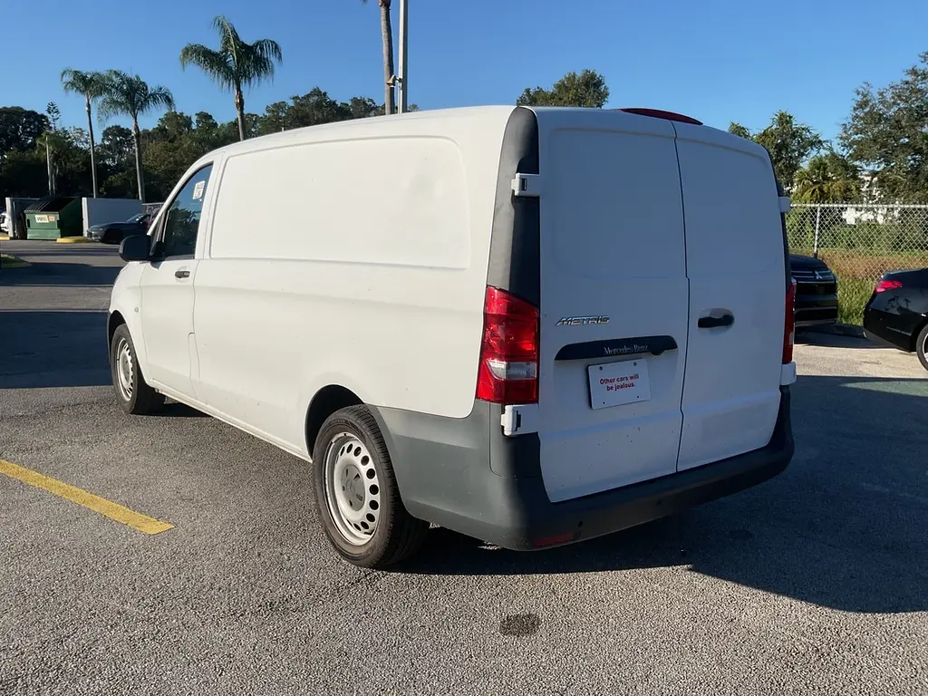 2020 MERCEDES-BENZ METRIS  Cargo Van 126.0" WB photo 3