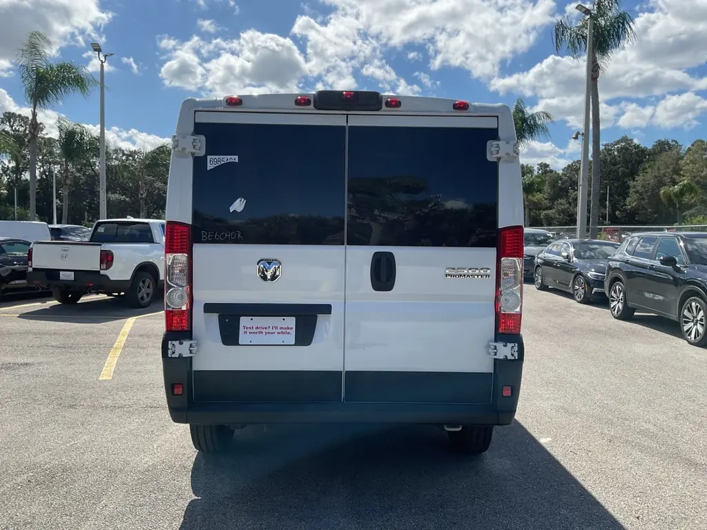 2025 RAM PROMASTER CARGO 136" WB - LOW ROOF photo 4