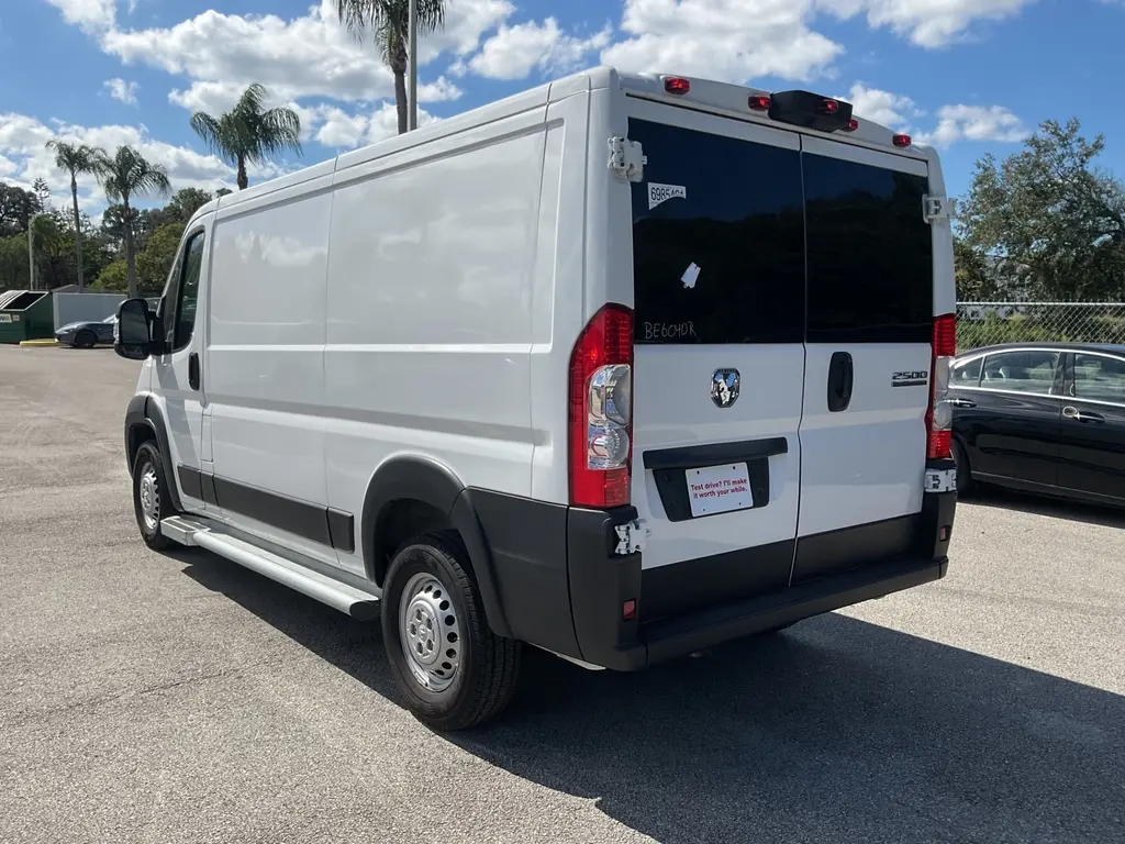 2025 RAM PROMASTER CARGO 136" WB - LOW ROOF photo 5