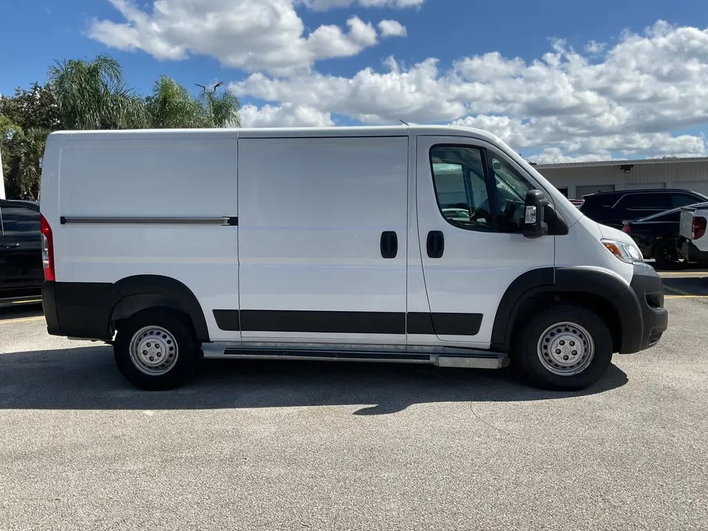 2025 RAM PROMASTER CARGO 136" WB - LOW ROOF photo 10