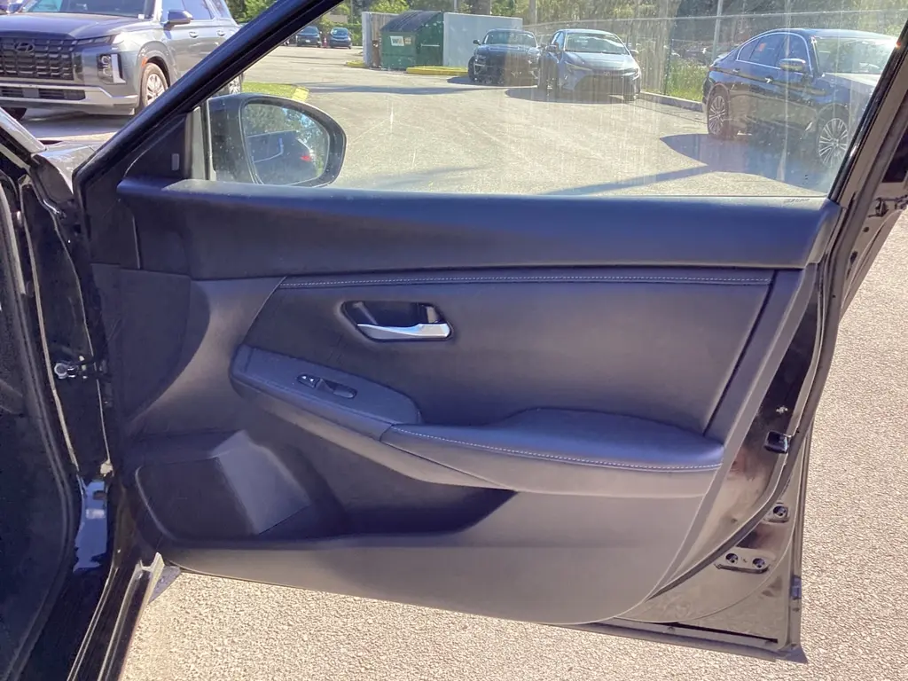 2025 NISSAN SENTRA SV photo 13