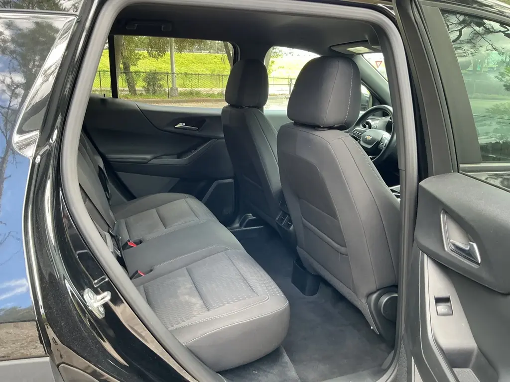 2025 CHEVROLET EQUINOX AWD LT photo 15