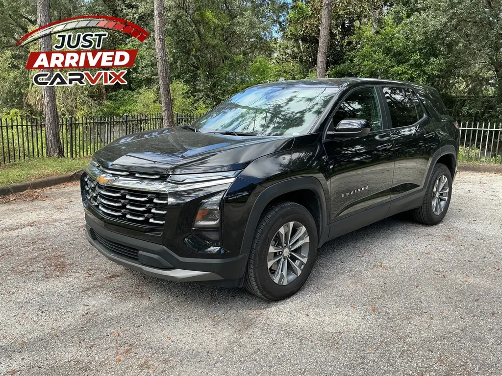 2025 CHEVROLET EQUINOX AWD LT photo 1