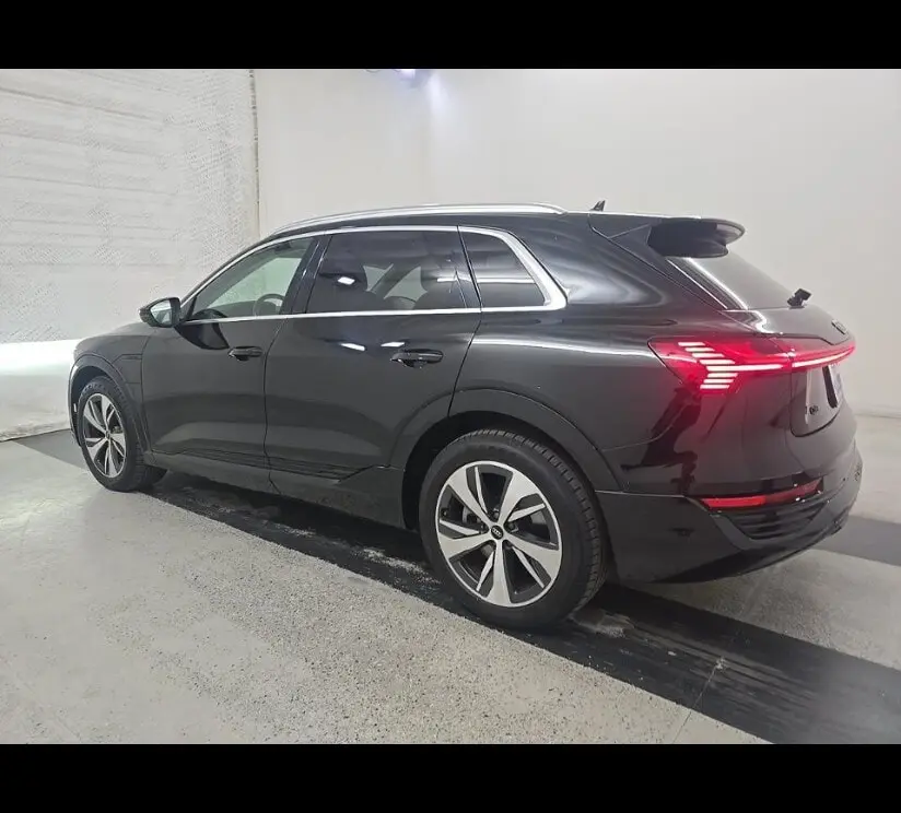 2024 AUDI Q8 E-TRON PREMIUM PLUS photo 5