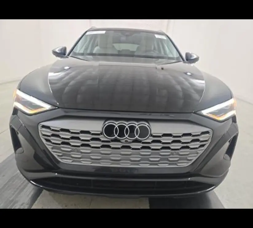 2024 AUDI Q8 E-TRON PREMIUM PLUS photo 6