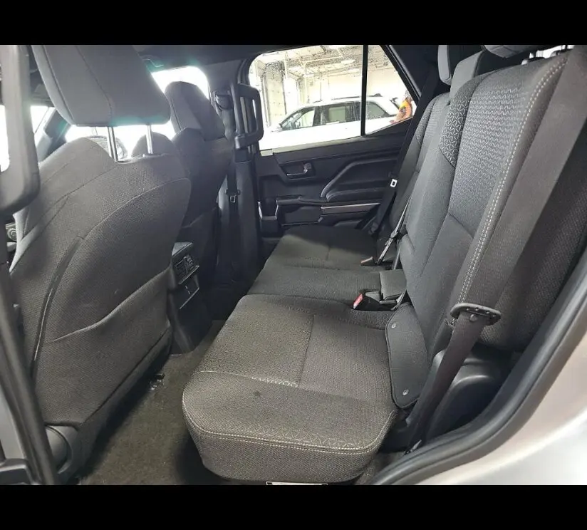 2025 TOYOTA 4RUNNER SR5 photo 11