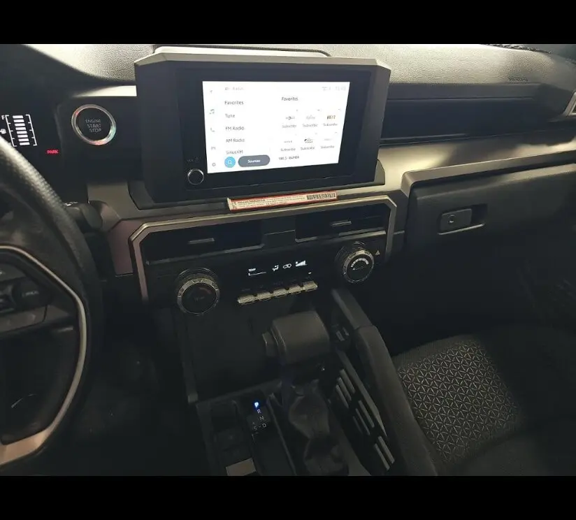 2025 TOYOTA 4RUNNER SR5 photo 13