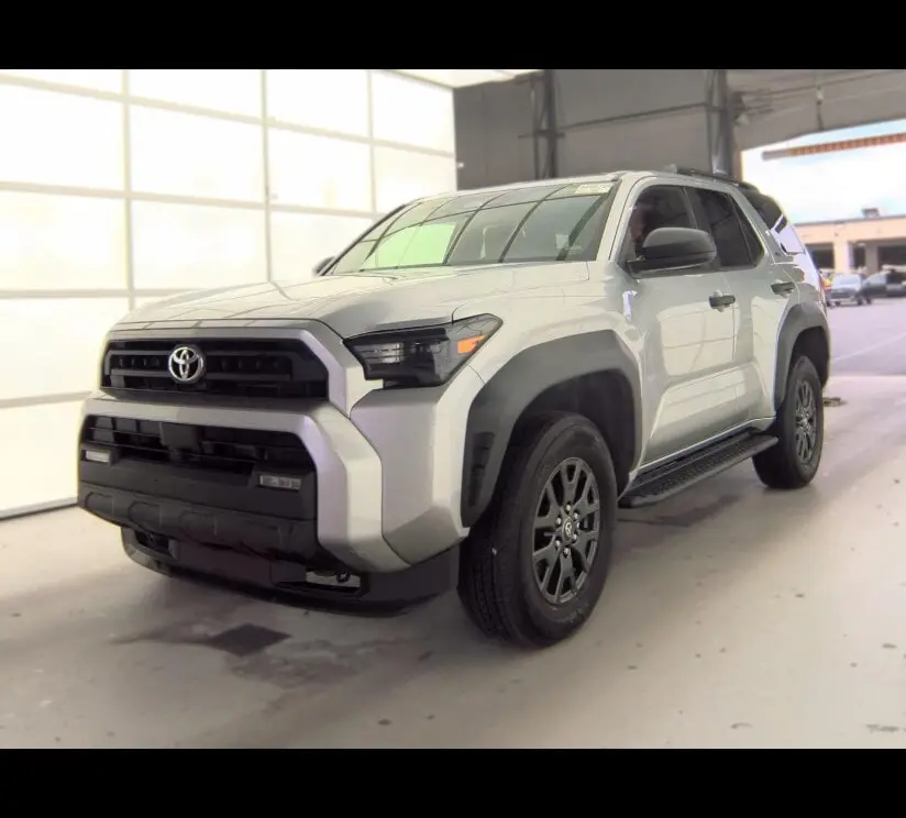 2025 TOYOTA 4RUNNER SR5 photo 18
