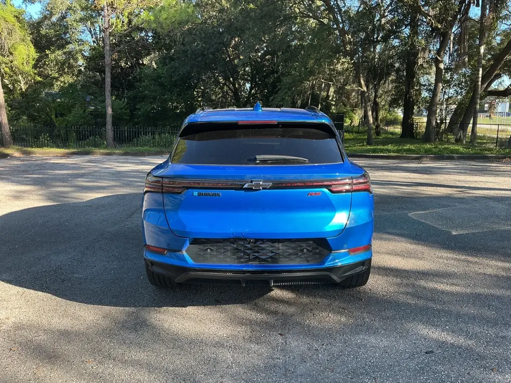 2024 CHEVROLET EQUINOX EV RS 2RS photo 4