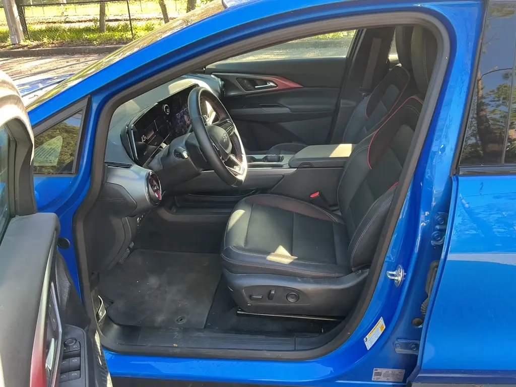 2024 CHEVROLET EQUINOX EV RS 2RS photo 10