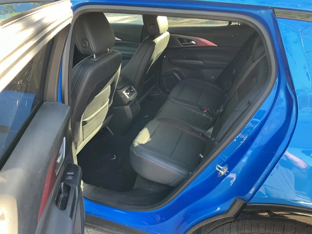 2024 CHEVROLET EQUINOX EV RS 2RS photo 12
