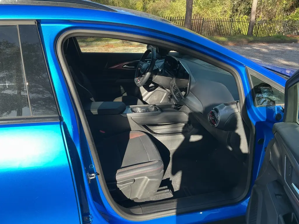 2024 CHEVROLET EQUINOX EV RS 2RS photo 18