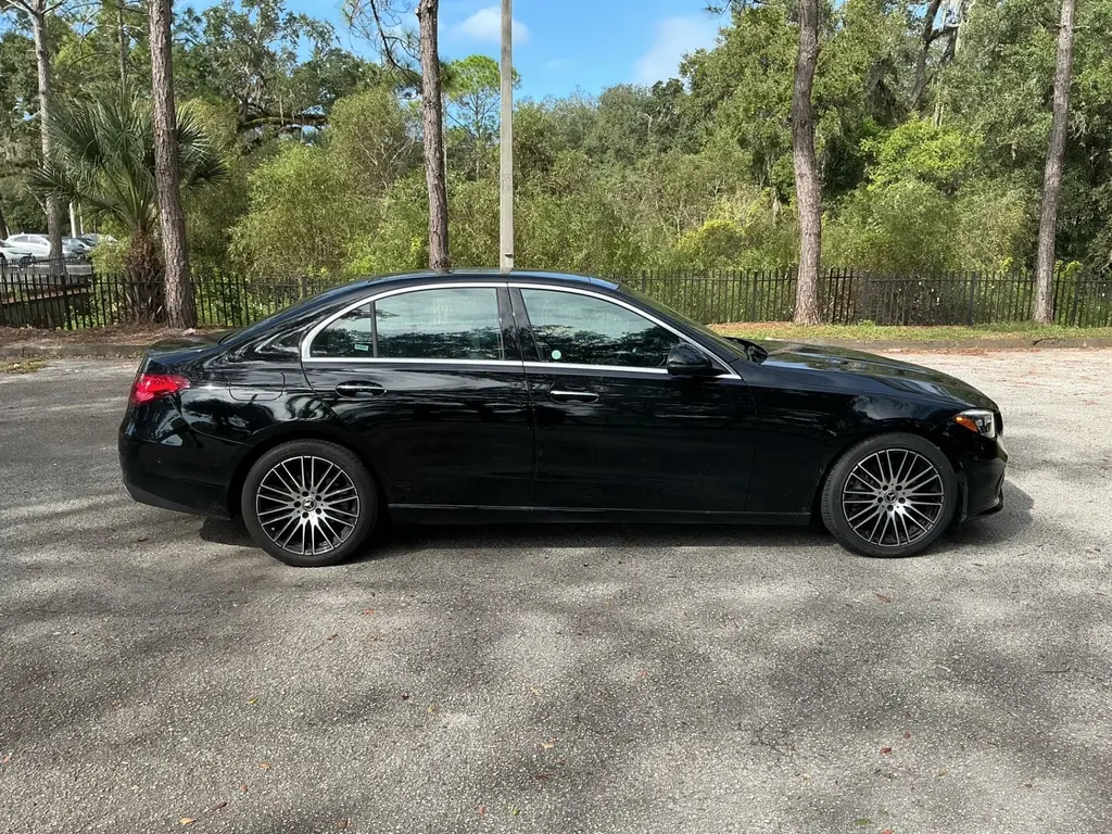 2025 MERCEDES-BENZ C-CLASS C 300 photo 6