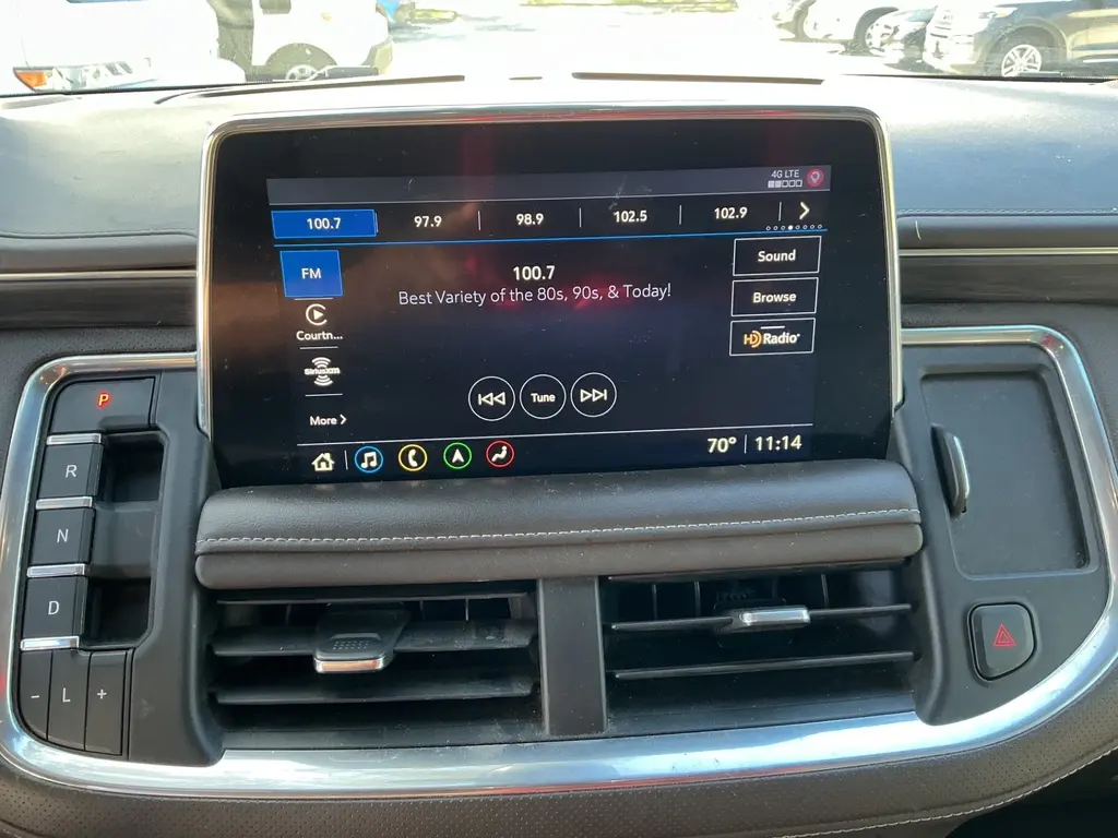 2021 GMC YUKON XL SLT photo 14