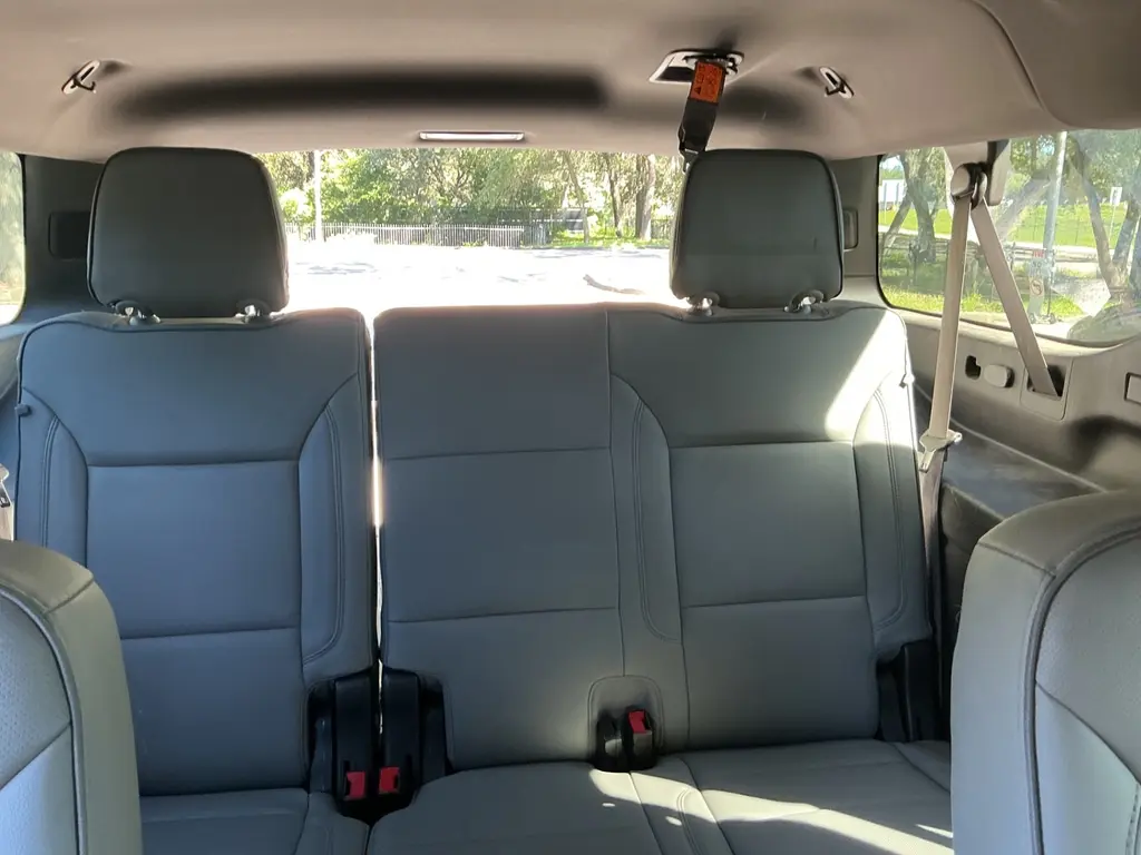 2021 GMC YUKON XL SLT photo 17
