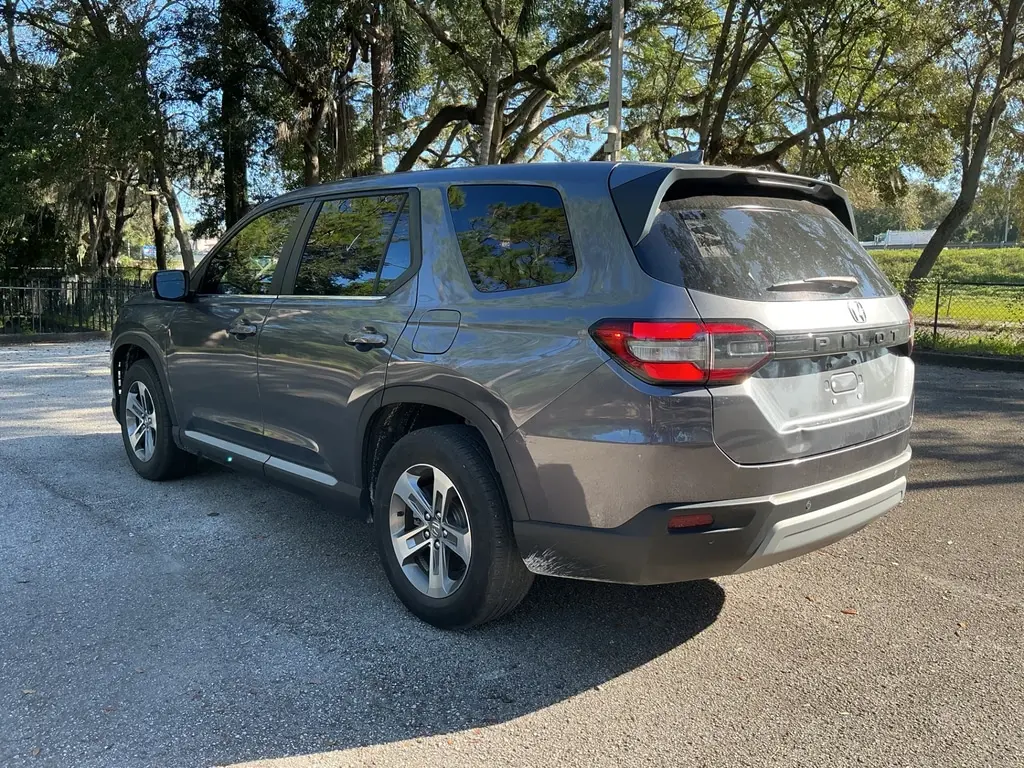 2025 HONDA PILOT EX-L photo 3