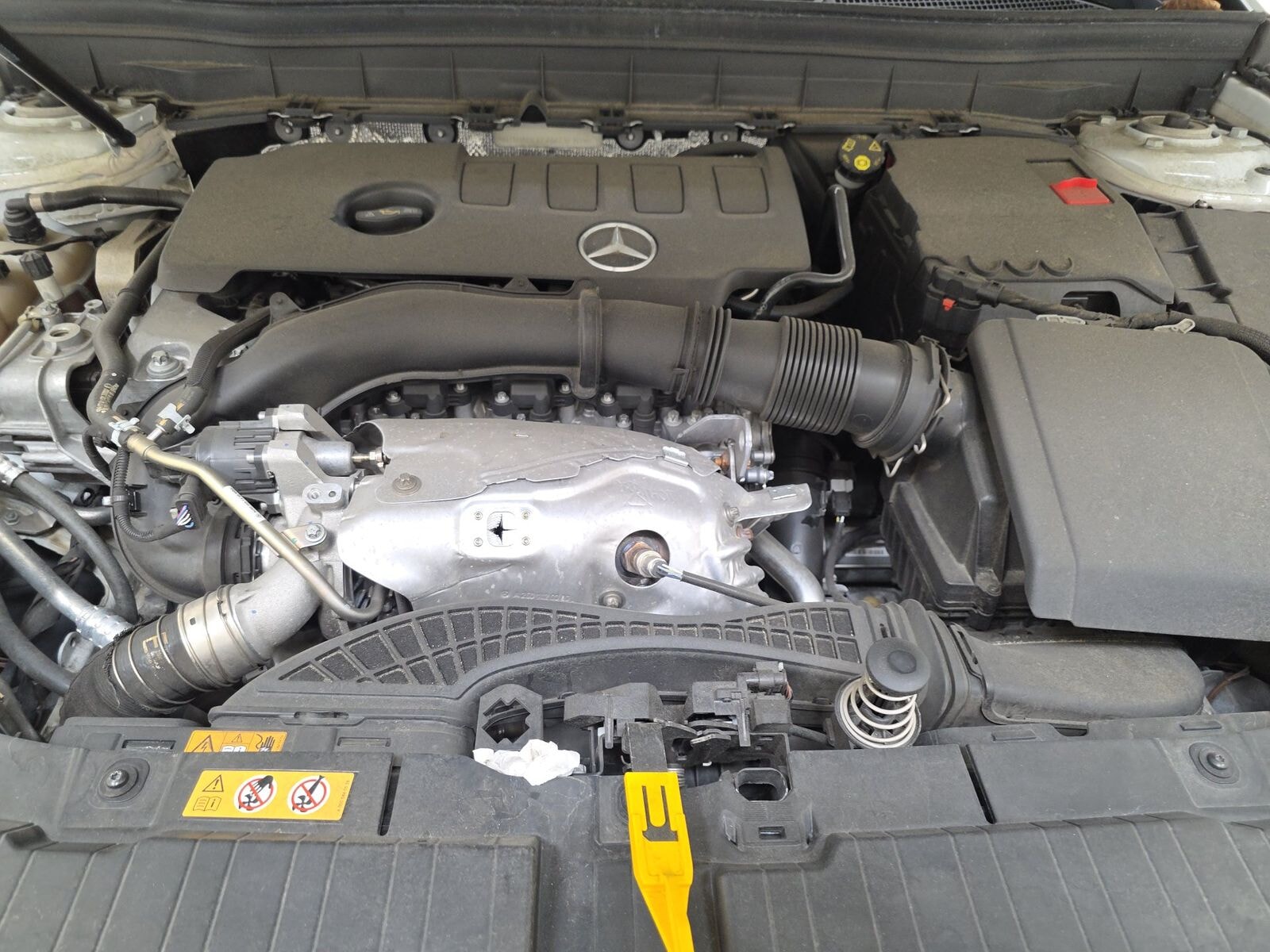 2022 MERCEDES-BENZ GLB GLB 250 photo 16