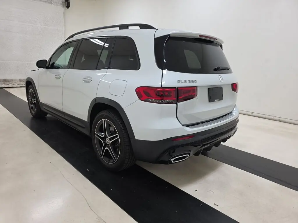 2022 MERCEDES-BENZ GLB GLB 250 photo 6