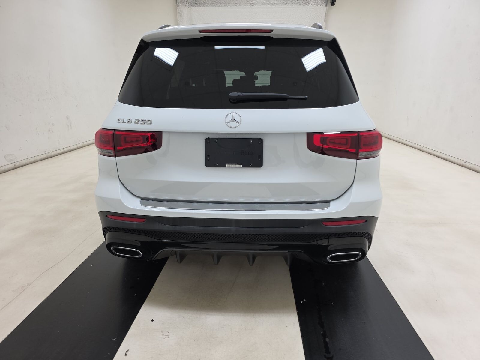 2022 MERCEDES-BENZ GLB GLB 250 photo 5