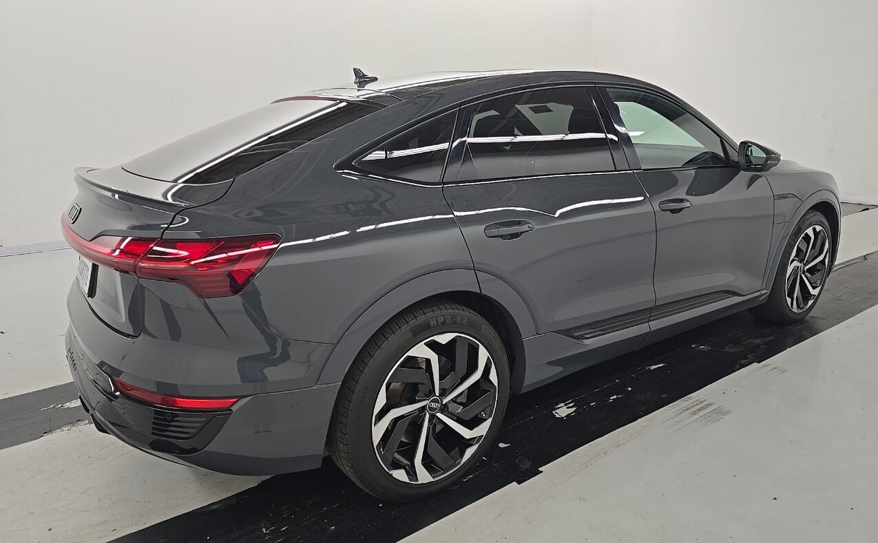 2024 AUDI Q8 E-TRON SPORTBACK S LINE PREMIUM PLUS photo 4