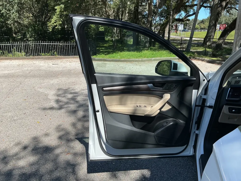2023 AUDI Q5 S LINE PREMIUM photo 10