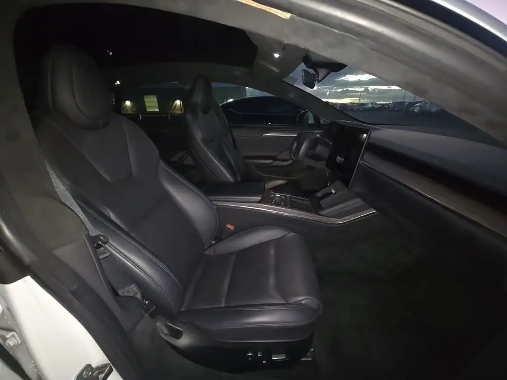 2022 TESLA MODEL S photo 16