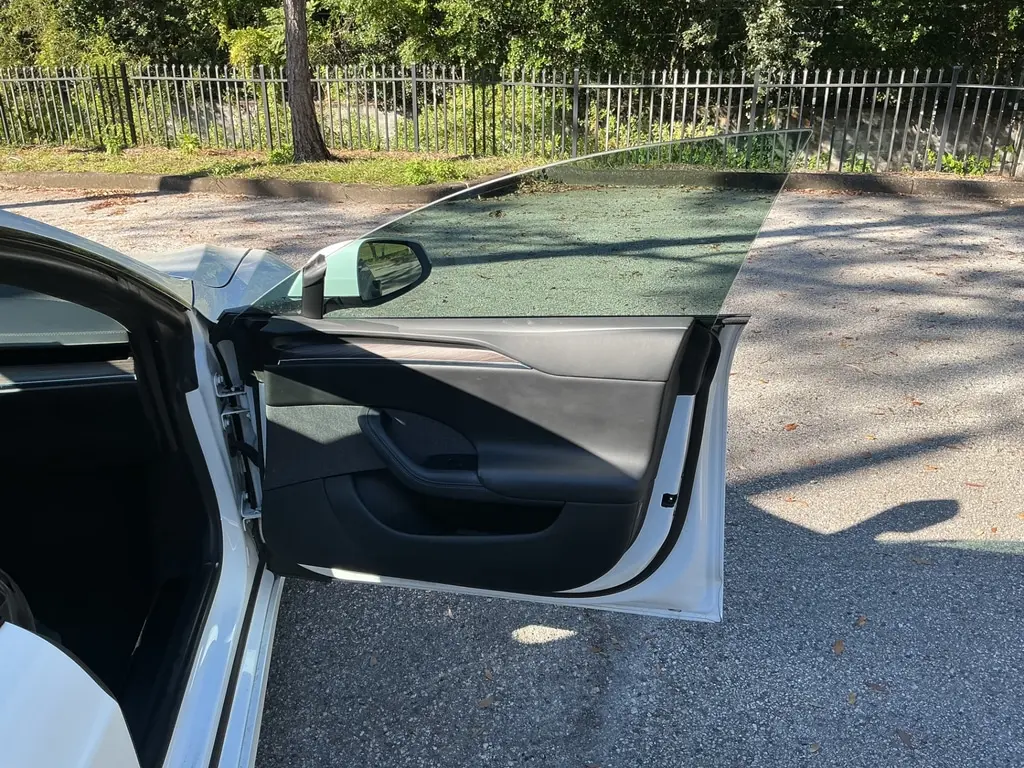 2022 TESLA MODEL S photo 17
