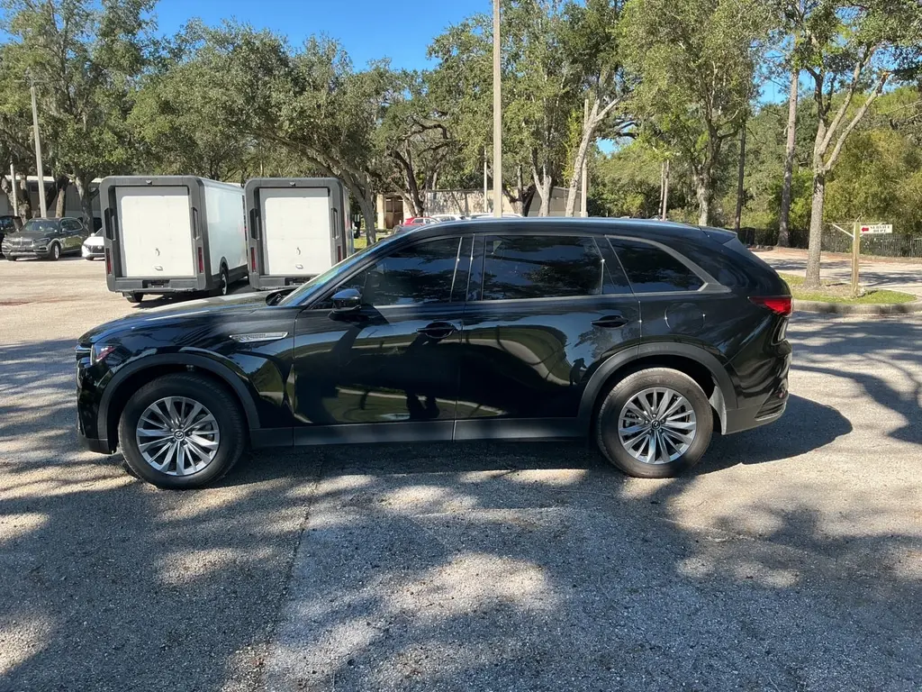 2024 MAZDA CX-90 PHEV PREFERRED photo 2