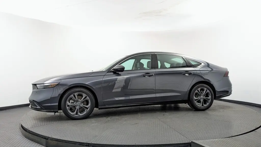 2026 HONDA ACCORD HYBRID EX-L photo 2