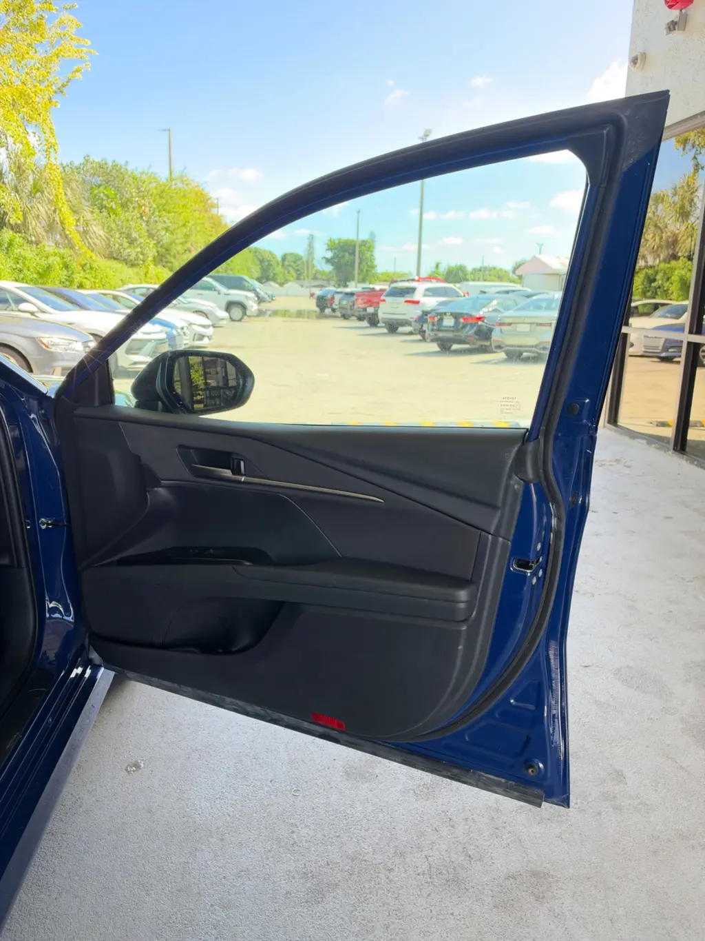 2026 TOYOTA CAMRY LE photo 11