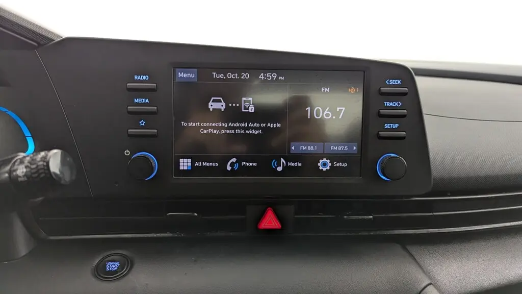 2025 HYUNDAI ELANTRA SEL SPORT photo 27