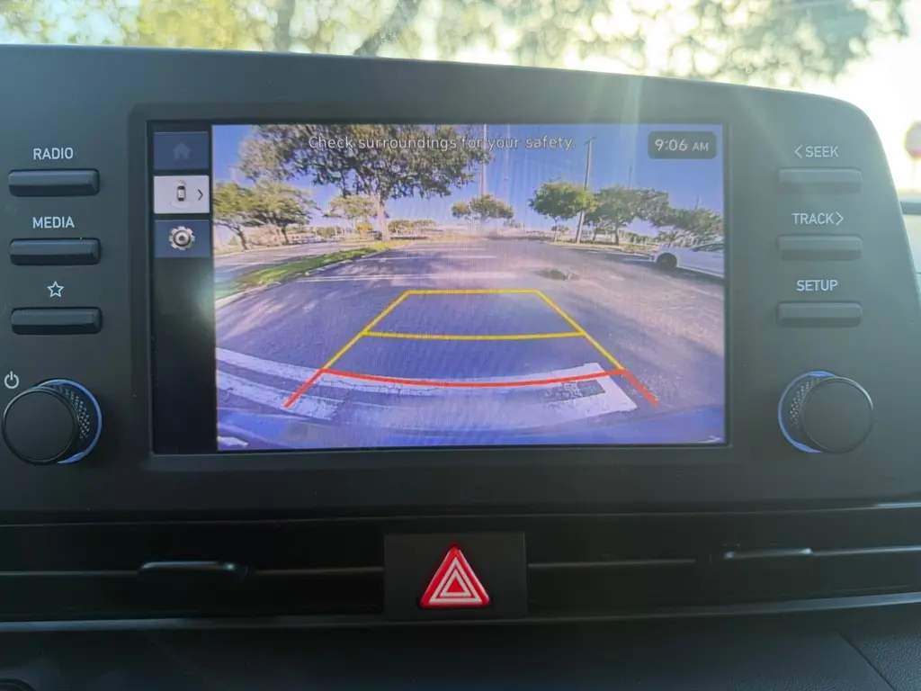 2025 HYUNDAI ELANTRA SEL SPORT photo 21