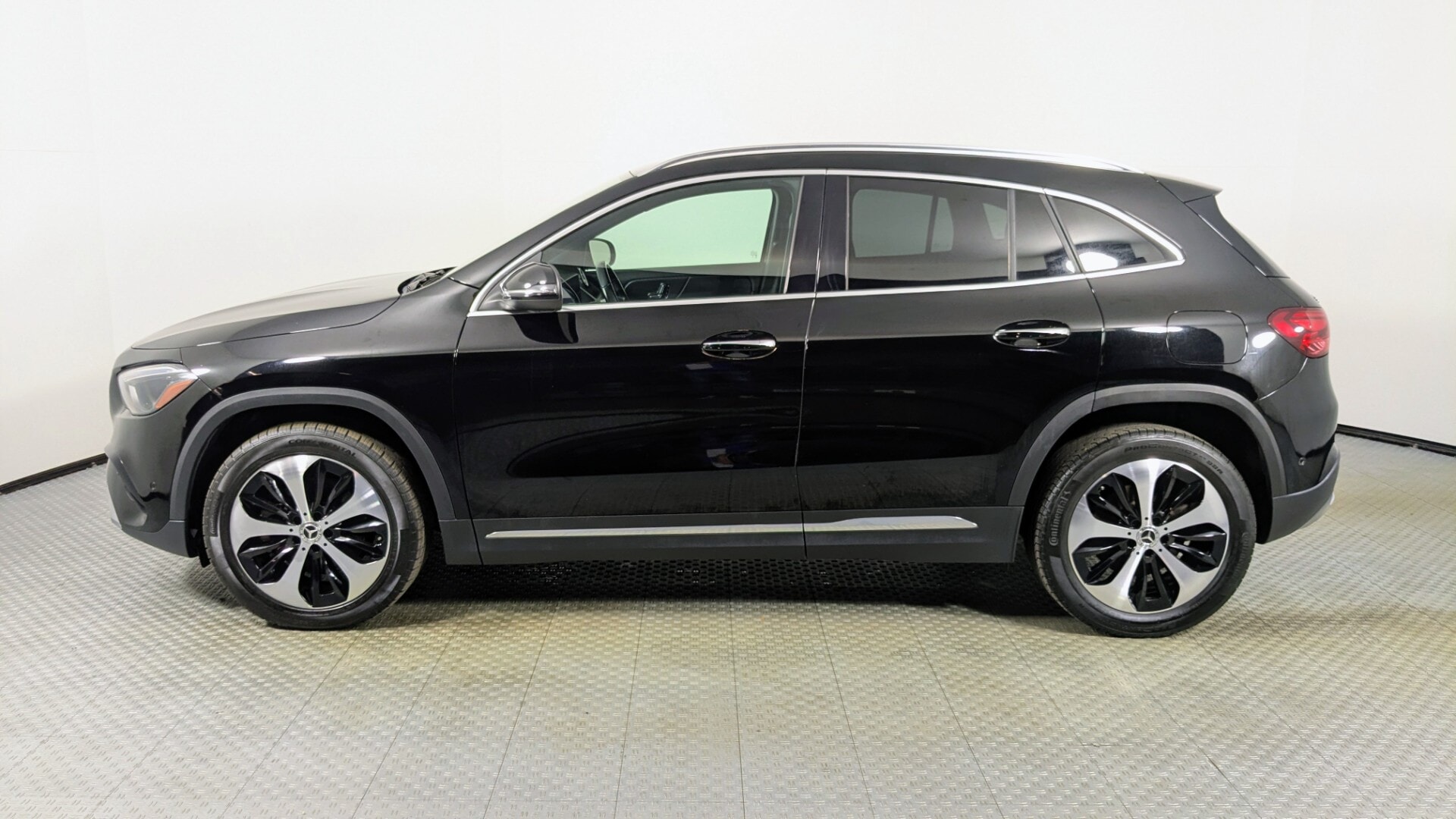 2025 MERCEDES-BENZ GLA GLA 250 photo 2