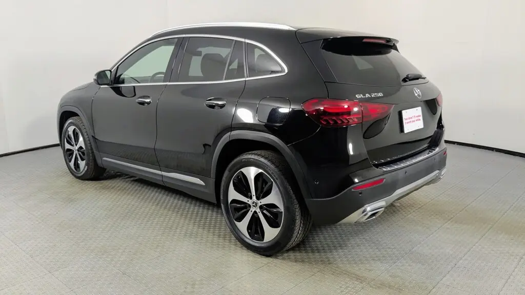 2025 MERCEDES-BENZ GLA GLA 250 photo 3