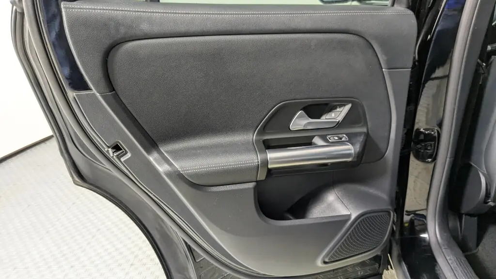 2025 MERCEDES-BENZ GLA GLA 250 photo 13