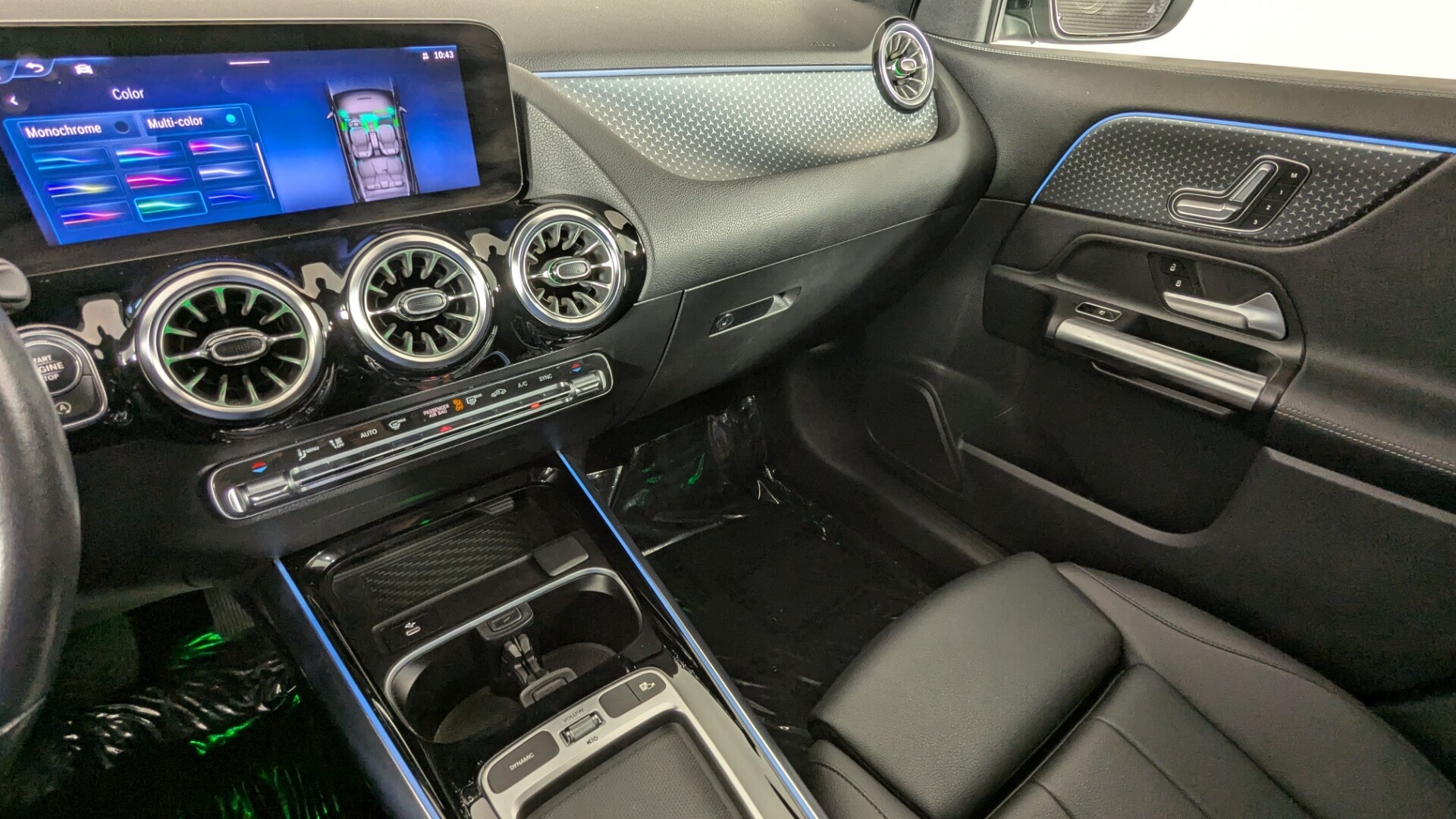 2025 MERCEDES-BENZ GLA GLA 250 photo 28