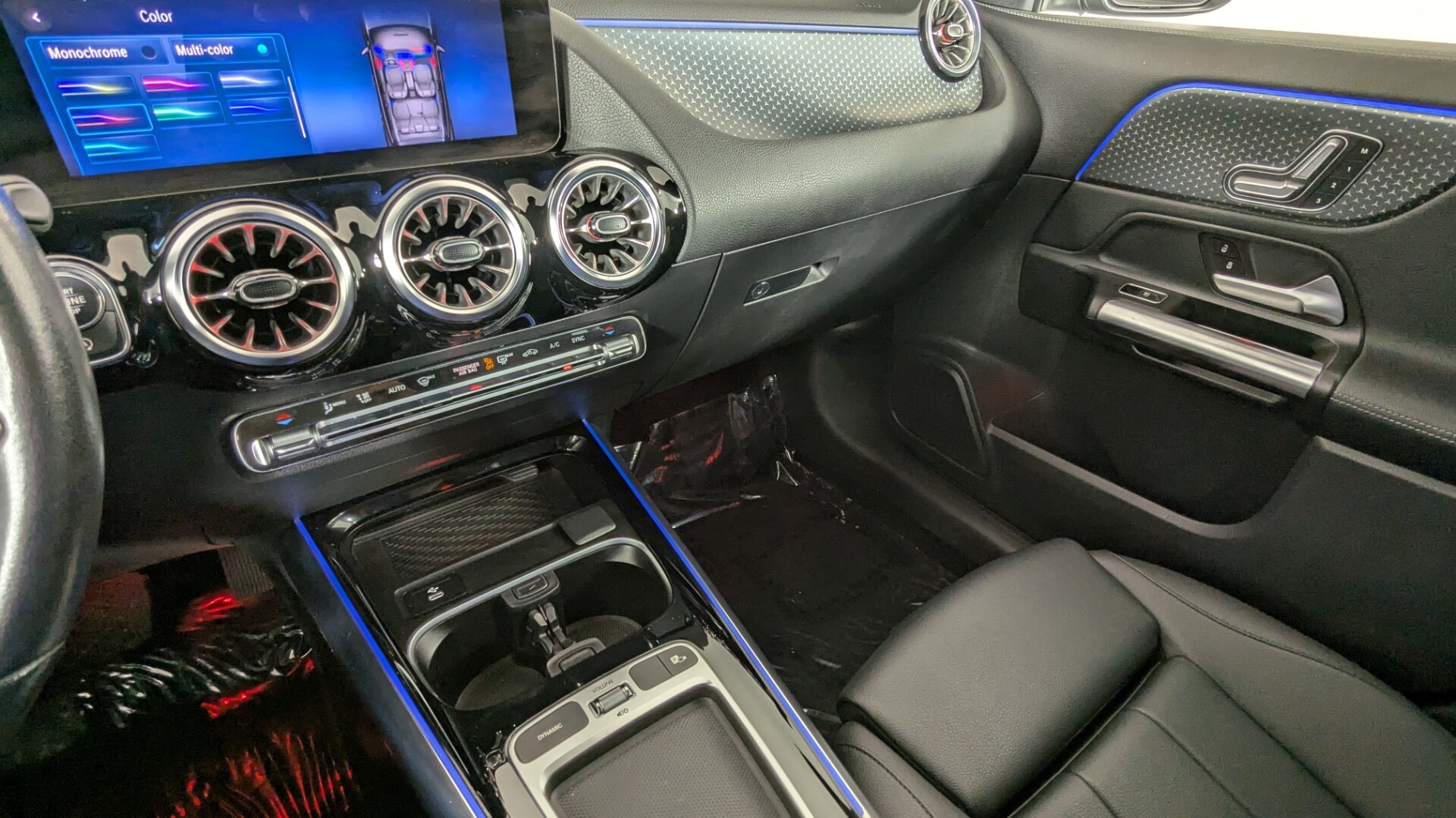 2025 MERCEDES-BENZ GLA GLA 250 photo 29