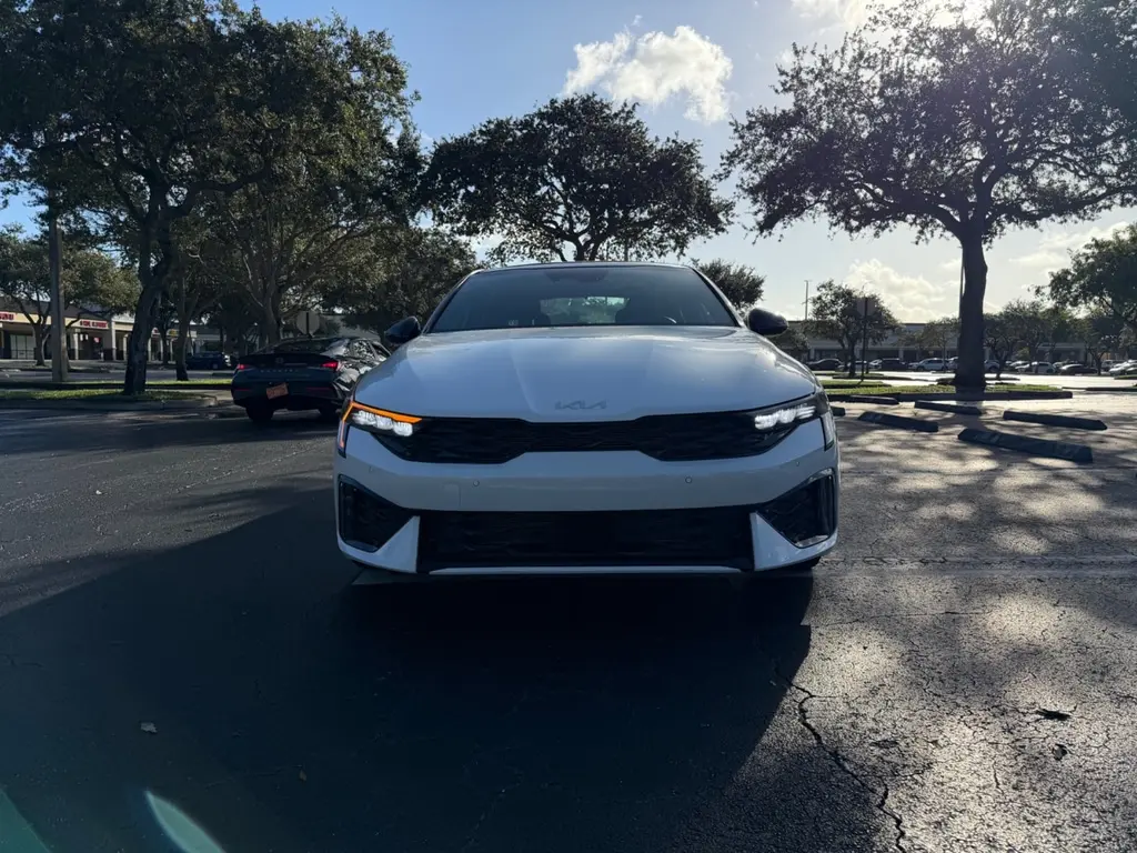 2026 KIA K5 GT-LINE photo 8