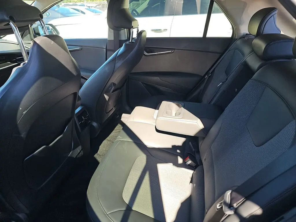 2023 KIA NIRO EV WIND photo 7