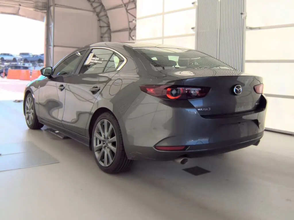 2025 MAZDA MAZDA3 2.5 S PREFERRED photo 3