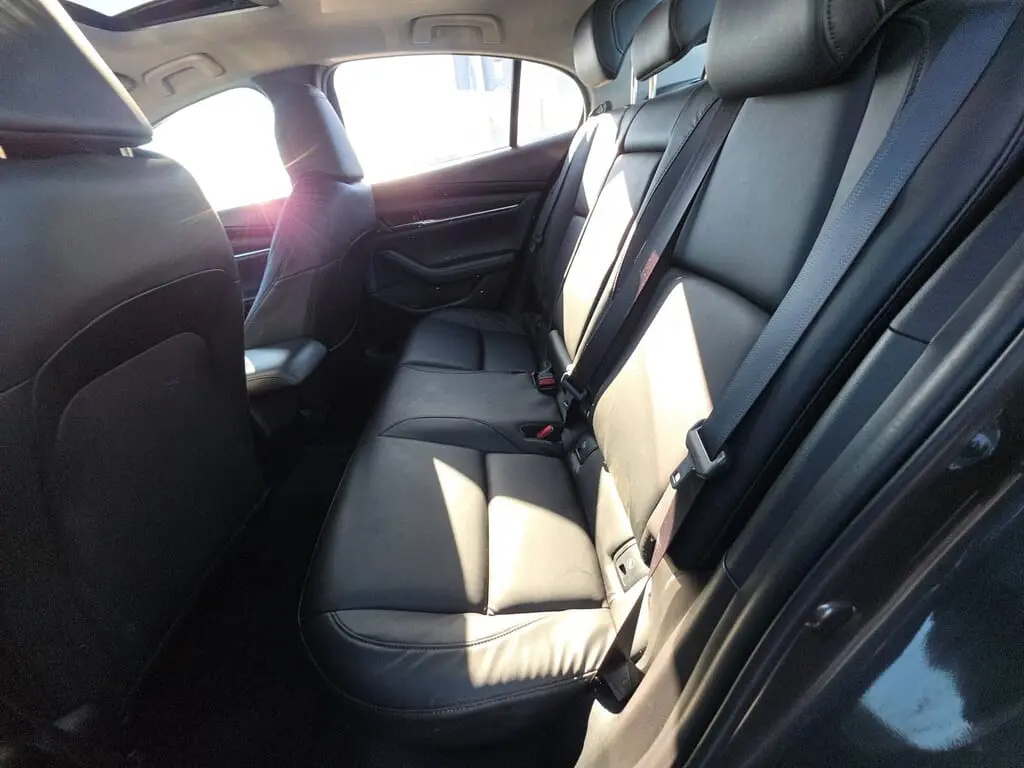 2025 MAZDA MAZDA3 2.5 S PREFERRED photo 16