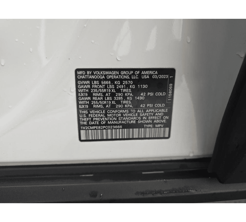 2023 VOLKSWAGEN ID.4 PRO photo 8