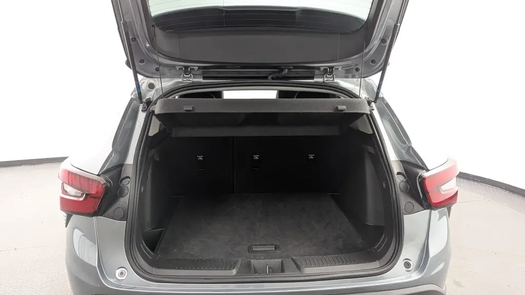 2026 CHEVROLET TRAX LT photo 14