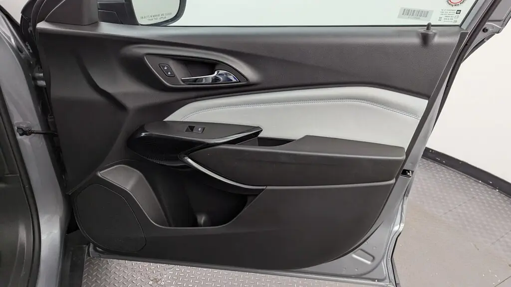 2026 CHEVROLET TRAX LT photo 18