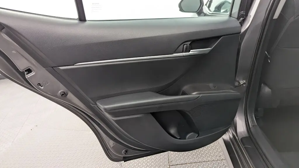 2023 TOYOTA CAMRY HYBRID LE photo 15