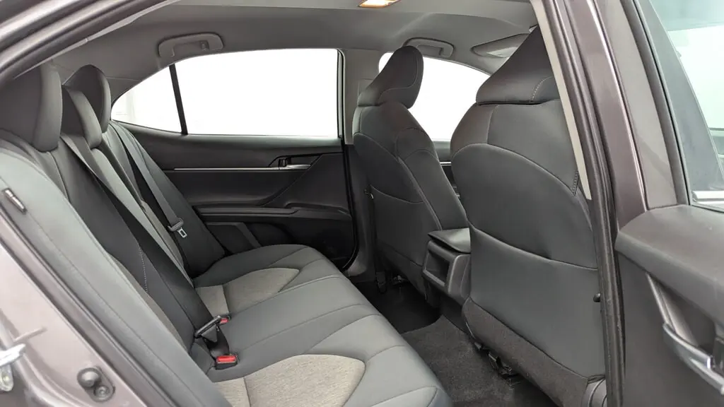 2023 TOYOTA CAMRY HYBRID LE photo 17