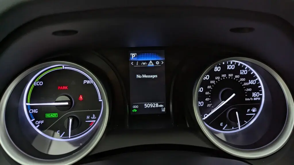 2023 TOYOTA CAMRY HYBRID LE photo 25