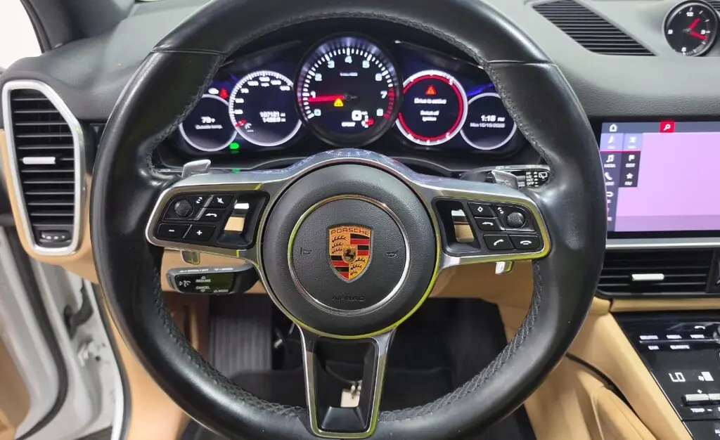2019 PORSCHE CAYENNE photo 13